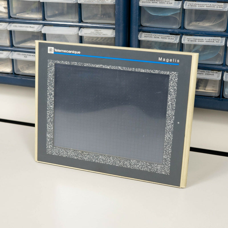 Schneider Electric Telemecanique Magelis XBTG4320 HMI Terminal