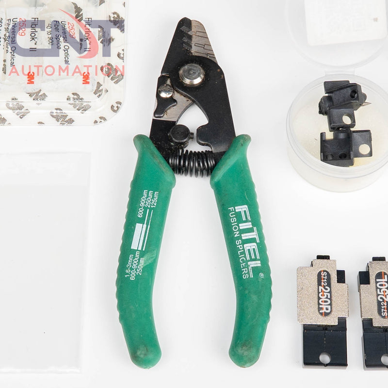 FITEL S179A Hand Held Core Alignment Fiber Fusion Splicer W/ Fitel S326 Cleaver